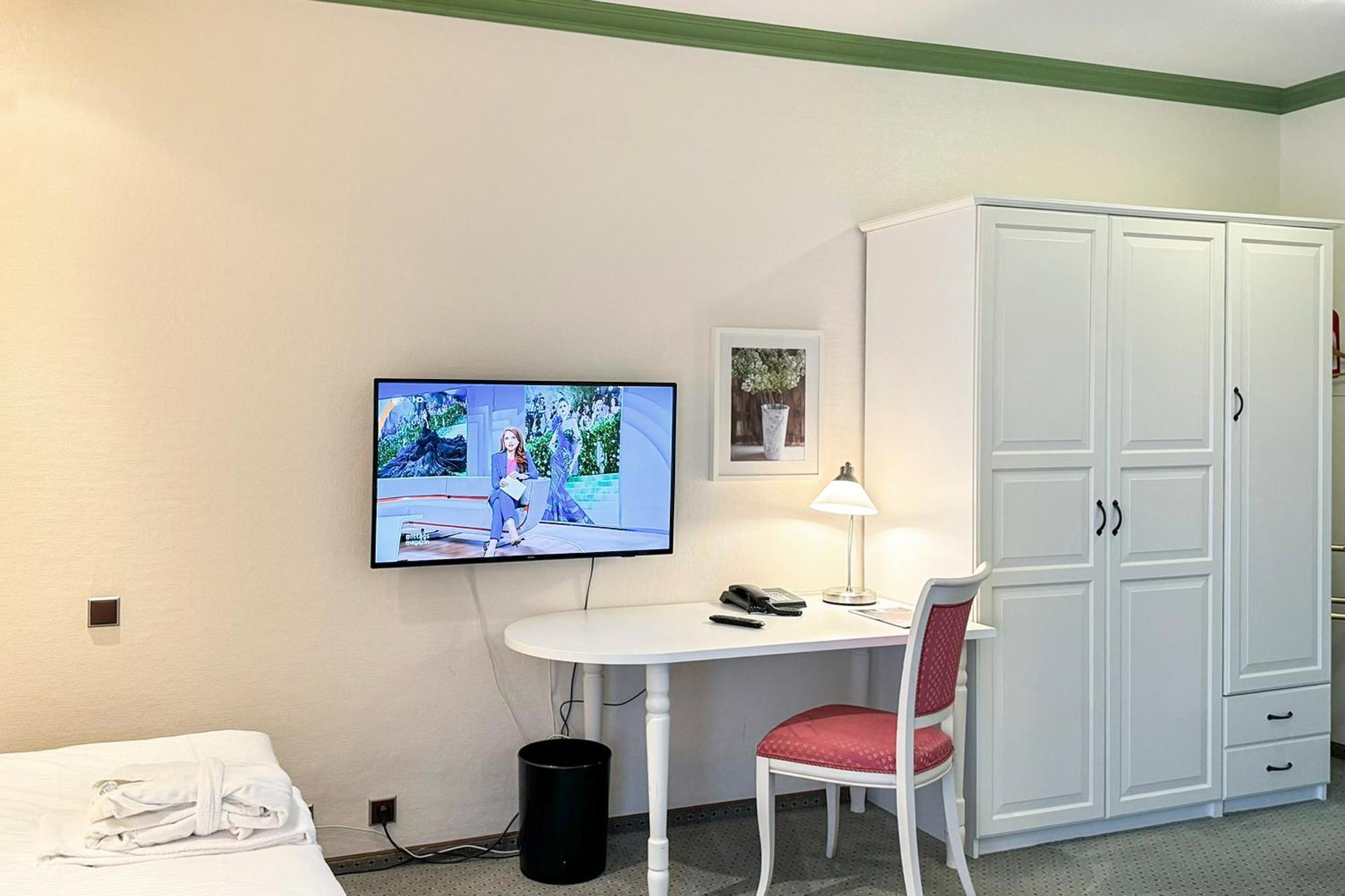 Golf- Und Wellnesshotel Amtsheide Bad Bevensen Buitenkant foto