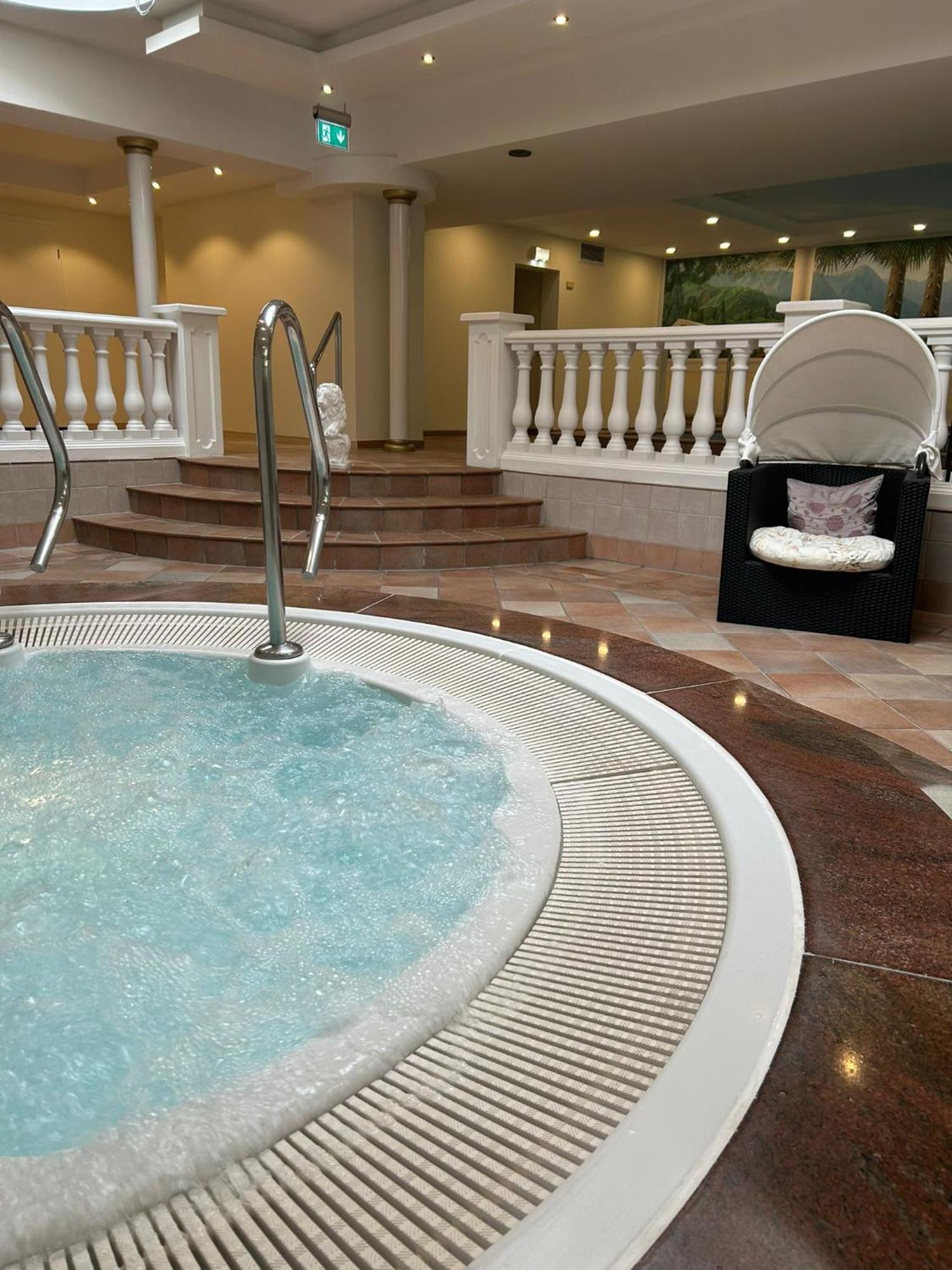 Golf- Und Wellnesshotel Amtsheide Bad Bevensen Buitenkant foto